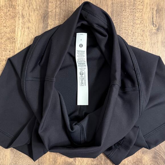 Lululemon Wunder Train Short High Rise 4” Everlux Biker Yoga Gym Black Size 6 - Picture 6 of 9